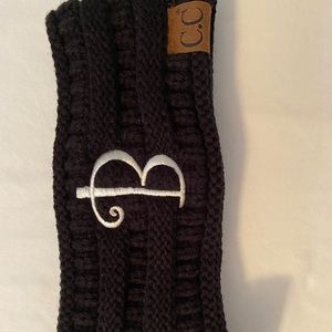 Head wrap warmer.   Black
